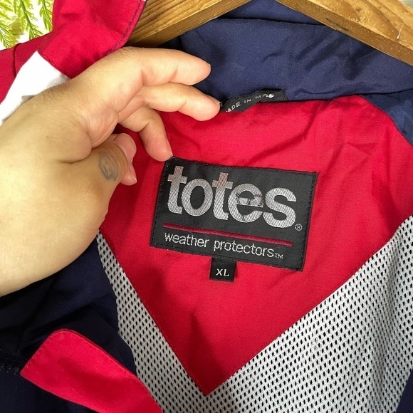 Totes Americana Red White Blue 90’s Windbreaker Rain Slicker - Picture 3 of 5